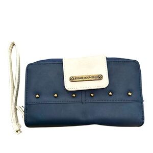 Stone Mountain Leather Blue Wristlet